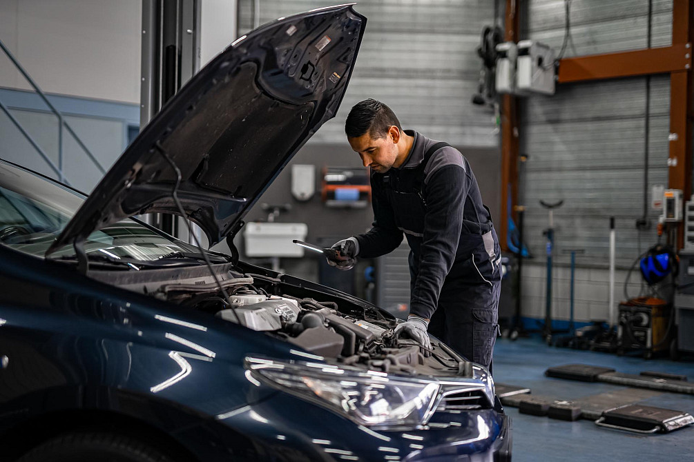 Doe de APK-check bij Auto Trader Voorschoten