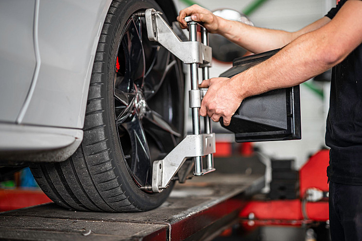 Auto Trader Voorschoten