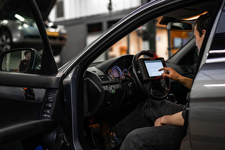 Auto Trader Voorschoten